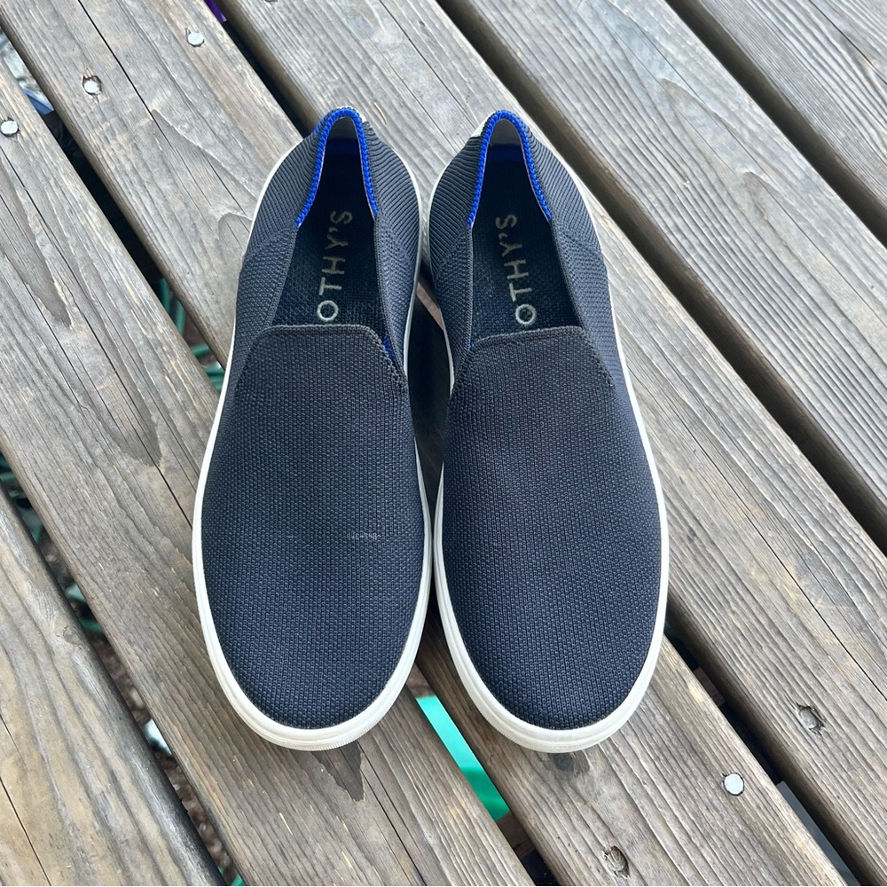 Rothy’s Women’s Original Black Sneakers - Picture 2 of 11